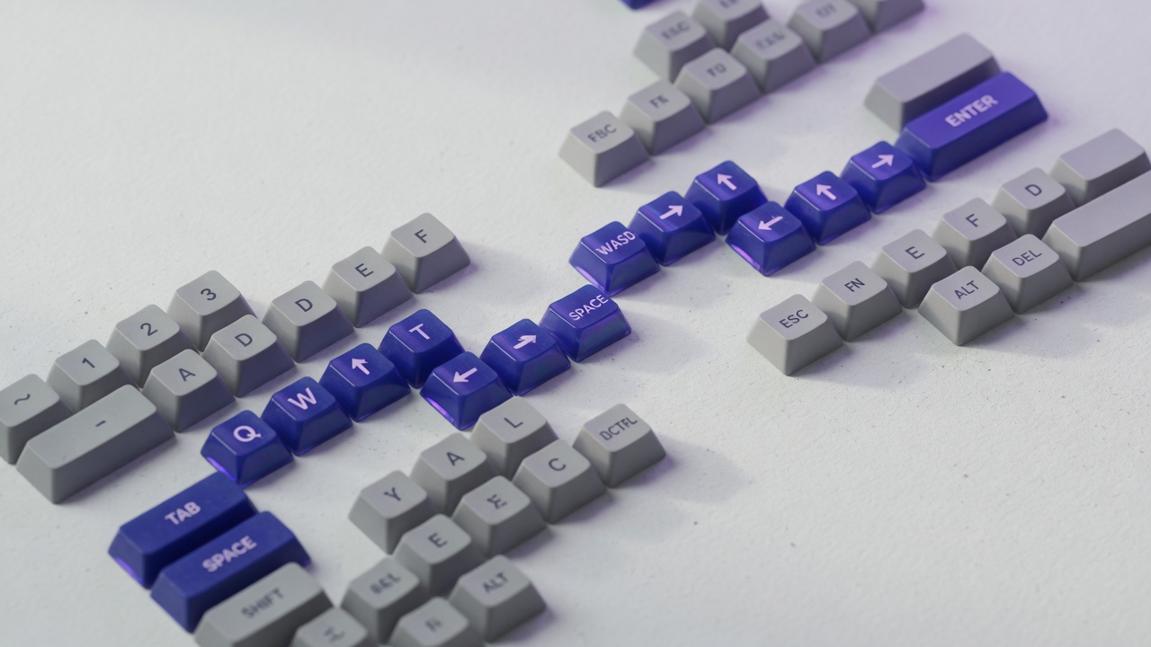 Keyboard path highlighted in indigo among muted keys