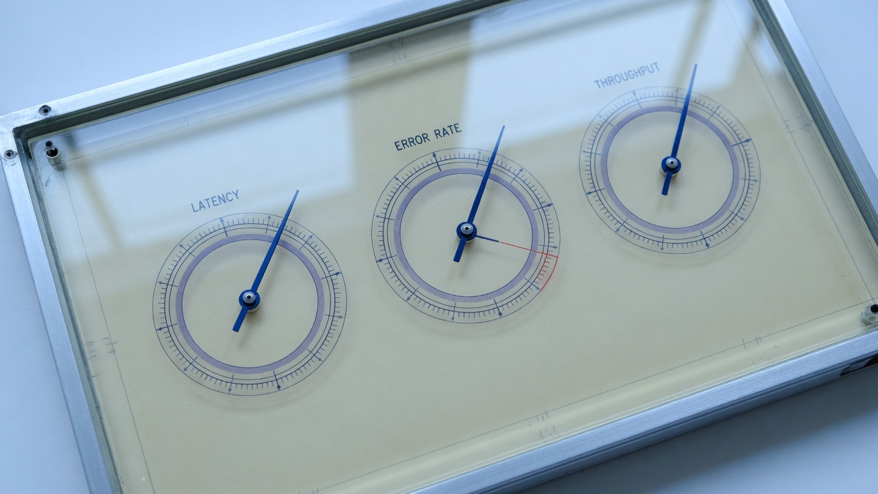 Glass instrument panel with indigo needle gauges